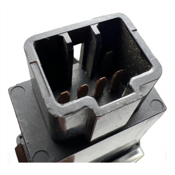 Comando Botão Desembaçador Traseiro Kia Sorento 2004 A 2009