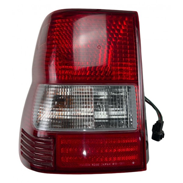 Lanterna Traseira Esquerda Mitsubishi Pajero Io 1999 A 2005