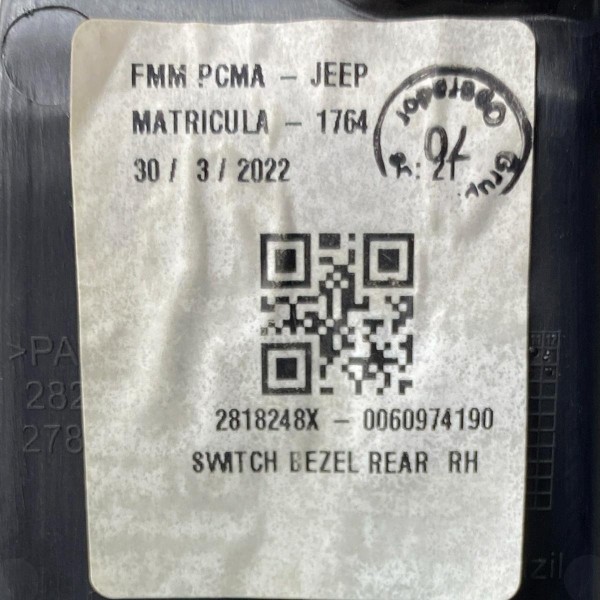 Moldura Comando Vidro Traseiro Direito Compass Commander