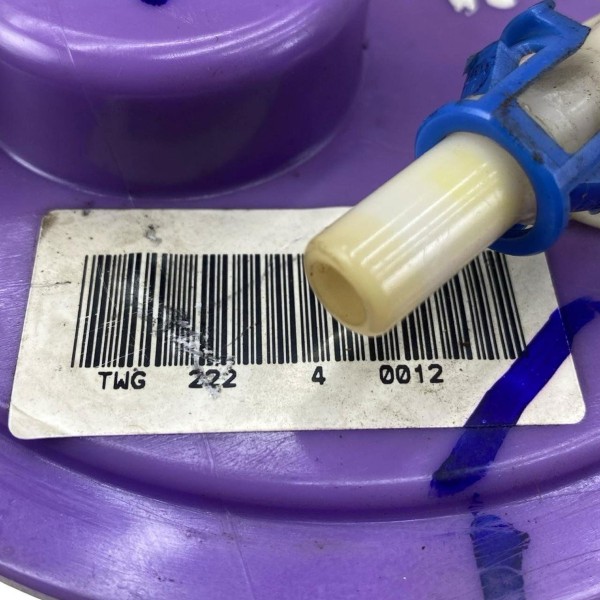 Bomba Combustível Jeep Cherokee Laredo 2.7 2000 2001 A 2004 Bomba Combustível Jeep Cherokee Laredo 2.7 2000 2001 A 2004