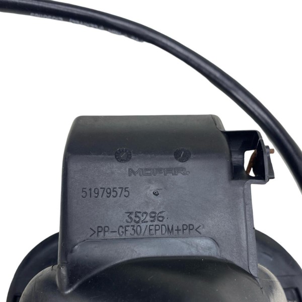 Portinhola Tanque Combustível Fiat Toro 2016 A 2020 51979575