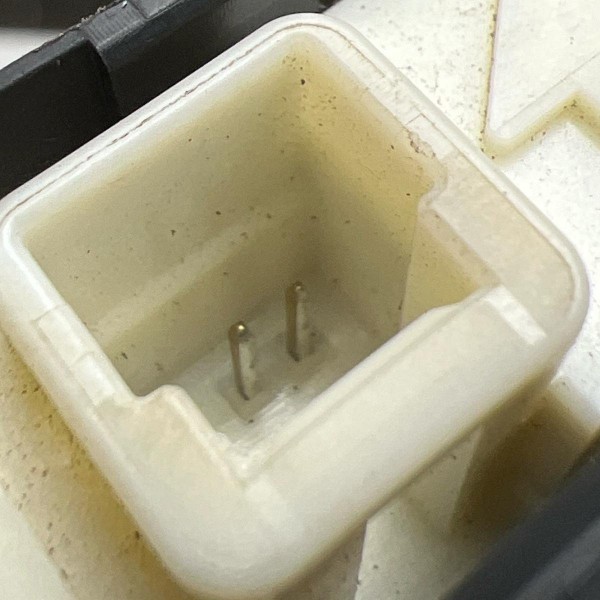 Interruptor Botão Abertura Tampa Traseira Rav4 2012 A 2016