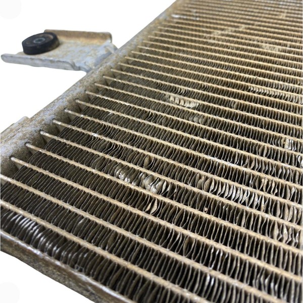 Condensador Nissan Frontier X-terra 2.8 Diesel 2002 A 2007