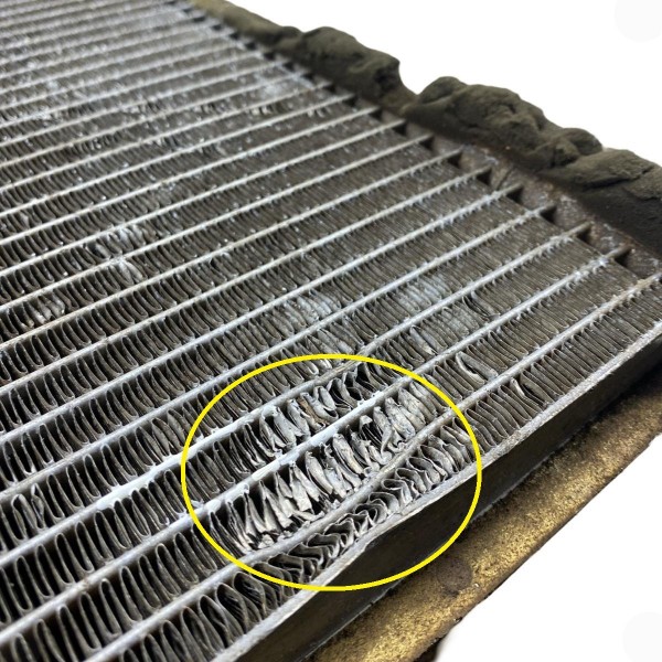 Condensador Chevrolet Tracker Suzuki Vitara 2.0 2000 A 2008