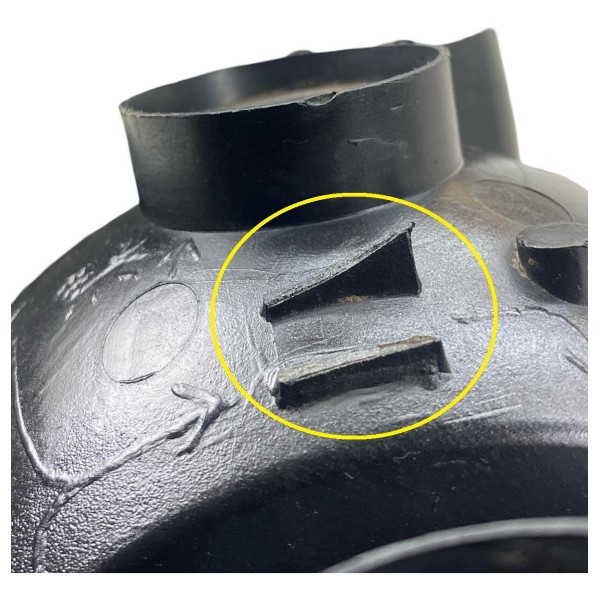 Lanterna Traseira Esquerda Suzuki Jimny 2008 2009 A 2019