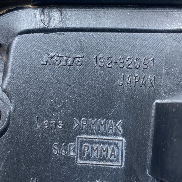 Lanterna Traseira Esquerda Suzuki Jimny 2008 2009 A 2019