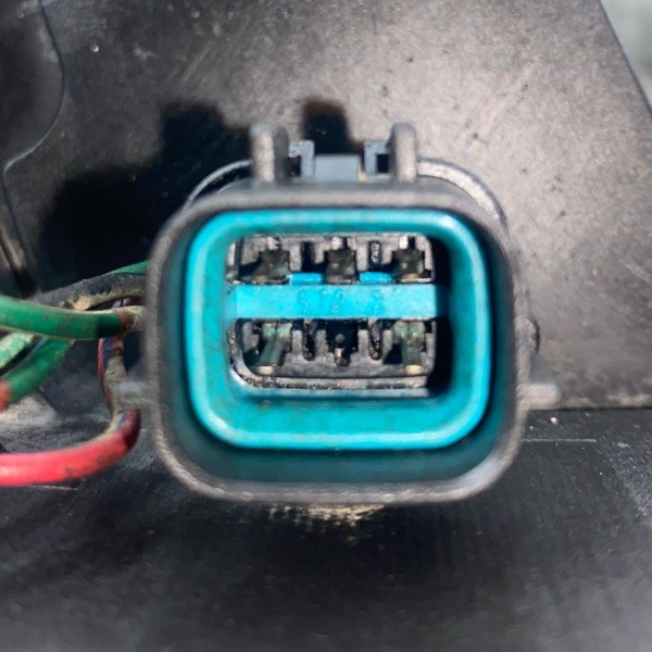 Lanterna Traseira Direita Pajero Tr4 Gasolina 2003 A 2006