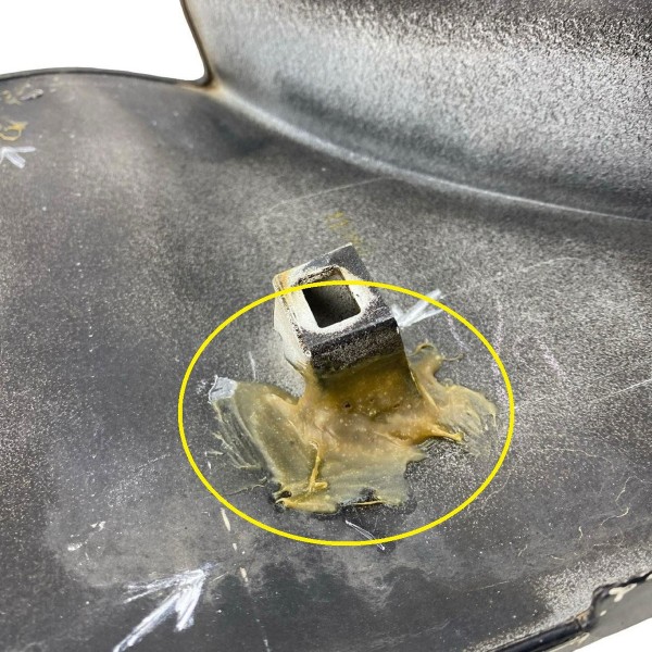 Moldura Direit Tampa Traseira Estepe Toyota Rav4 2006 A 2011