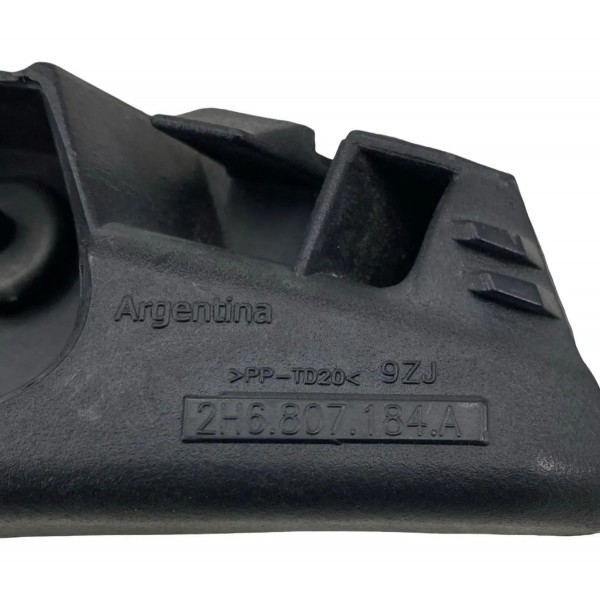 Suporte Guia Parachoque Dianteiro Direito Amarok 2010 A 2017