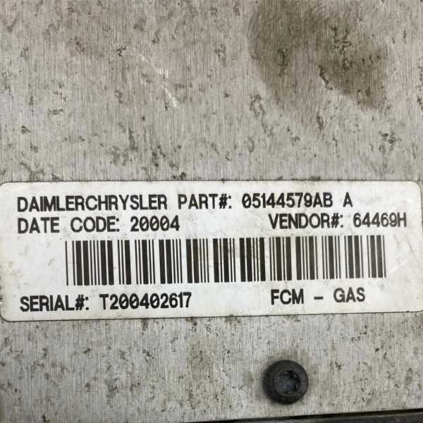 Caixa Fusível Chrysler Grand Caravan 3.3 V6 2000 2001 A 2006